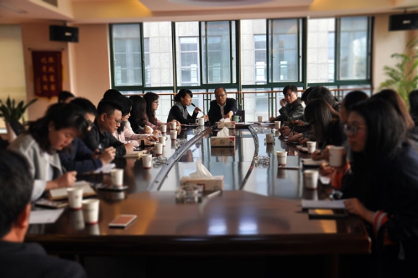 KUBET网-KUBET网（中国）
集团召开2017年度年轻人才培养专题座谈会